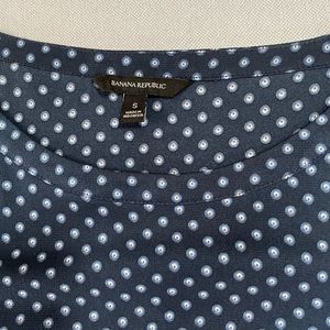 Banana Republic short sleeve blouse